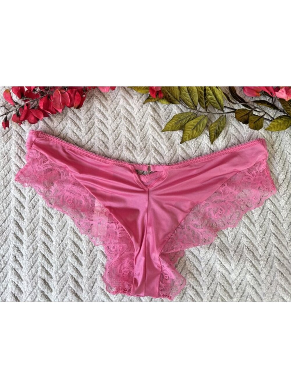 VICTORIA'S SECRET S SILKY PINK HIGH LEG CHEEKY CHARM CUT OUT SUMMER PANTIES NWT